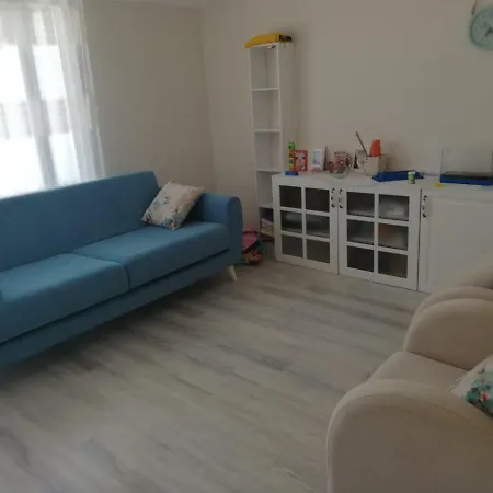 Zeus Park Apartman *